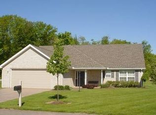 203 Jones Ct, Grove City, PA 16127