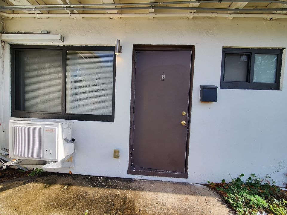 1st image of 841 NW 5th Ave #3