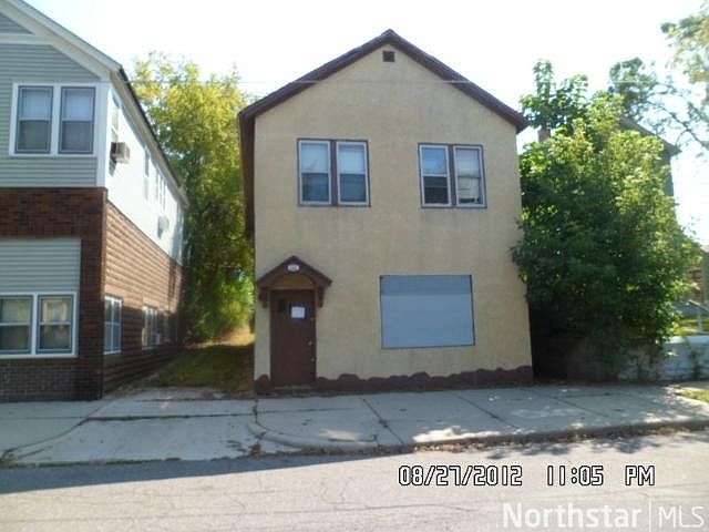 1st image of 664 Burr St