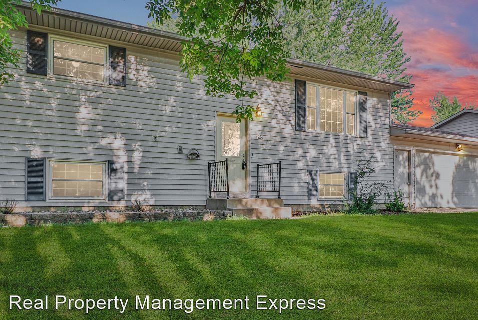 4813 S Holbrook Ave, Sioux Falls, SD 57106 Zillow