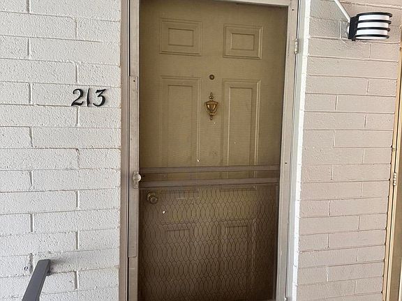 4th image of 2549 W ROSE Lane #A213