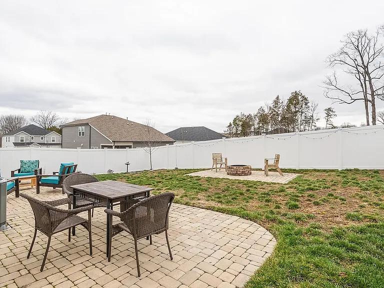 3609 Four Leaf Way — Photo 26