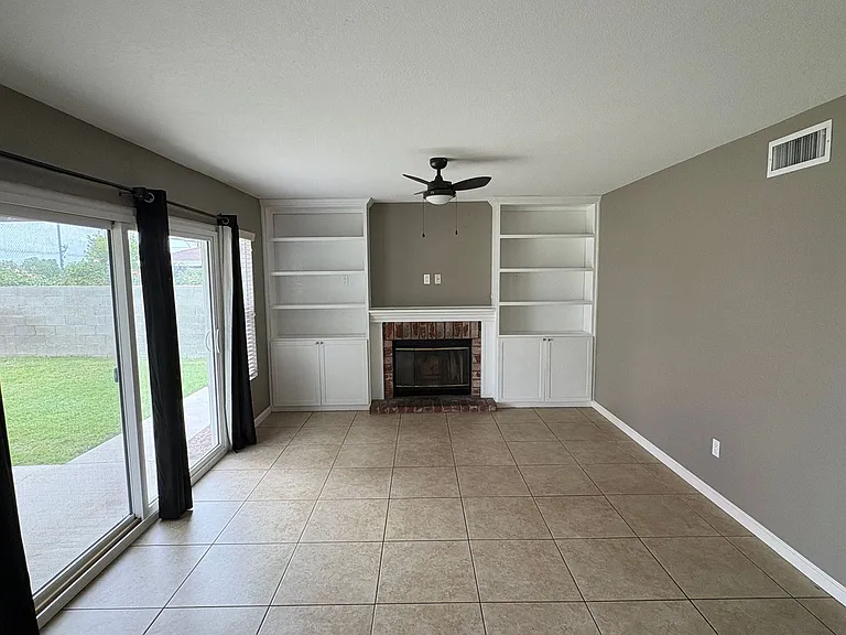 935 Ridgewood Dr — Photo 9