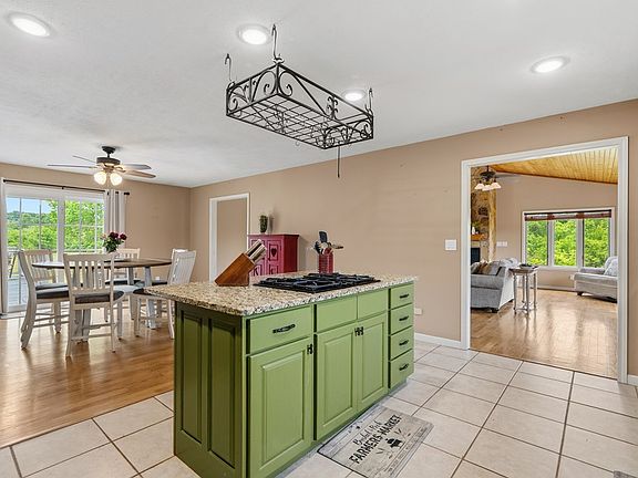 14th image of 6052 Morganton Rd