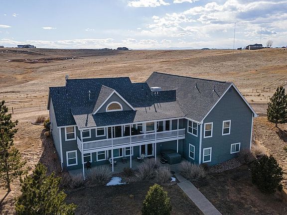 2nd image of 47555 Foxwood Dr
