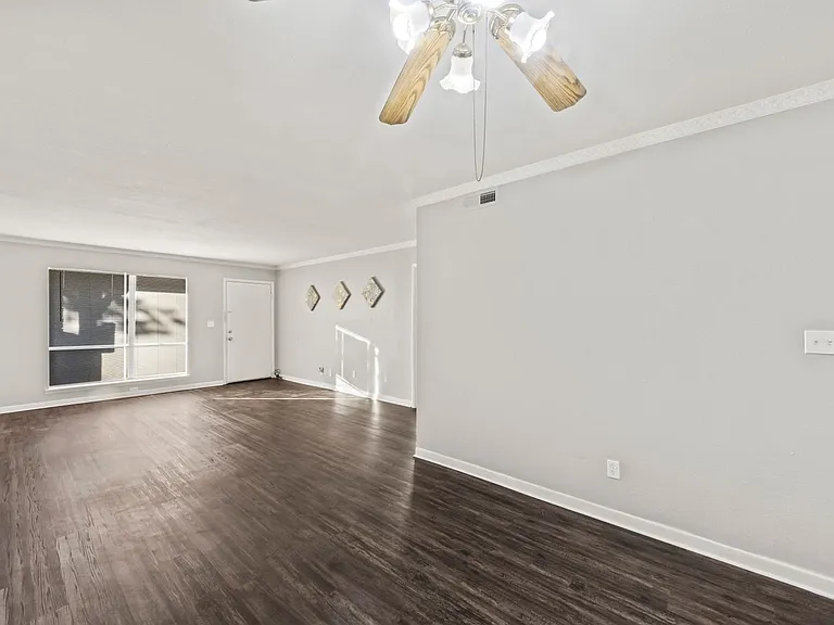 The Woods Apartments — Photo 18