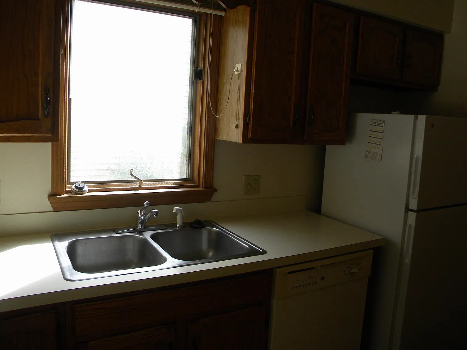 2 bed, 1.0 bath, 1021 sqft, $1,100 — Photo 3