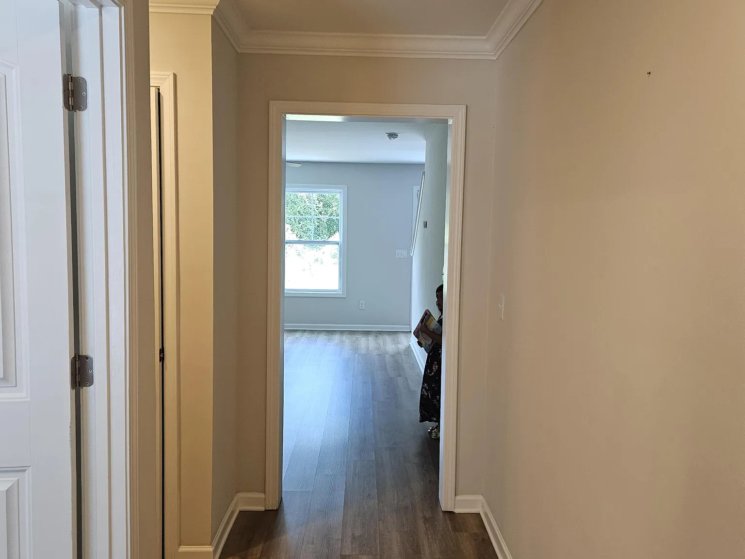 4 bed, 2.5 bath, 1900 sqft, $2,195 — Photo 2