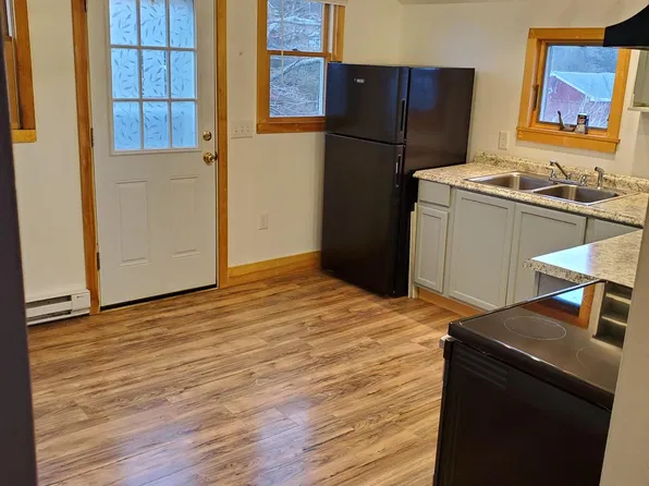 9 Ella Wheeler Rd, North Stonington, CT 06359