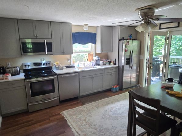 67 Speare Rd #A