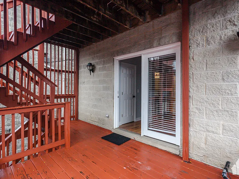 1510 N Elk Grove Ave #2 — Photo 21