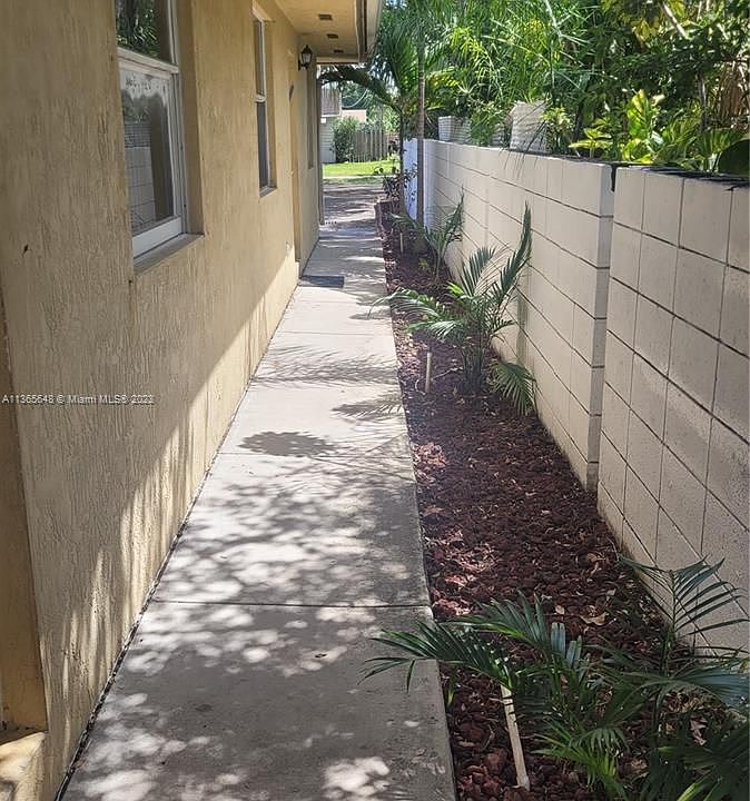 2nd image of 2317 Liberty St #2