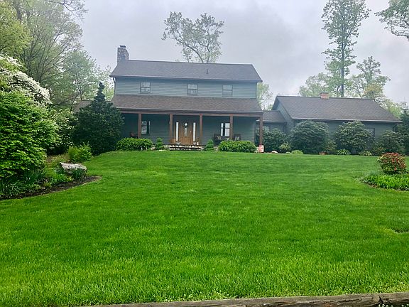 3rd image of 36 Kingswood Dr
