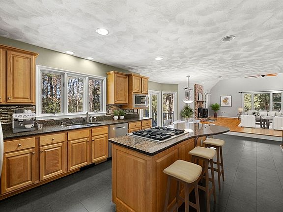 2nd image of 18 Ravens Blf