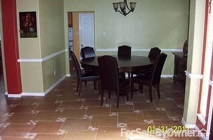 3rd image of 4931 Fern Cove Dr