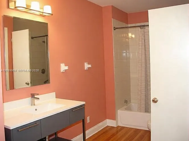 2800 S University Dr #0 — Photo 4