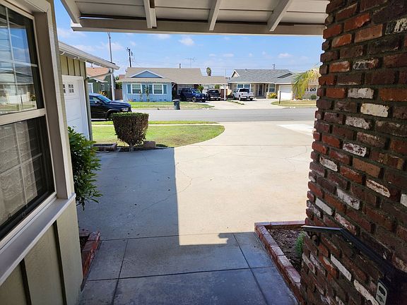 2nd image of 14020 Faust Ave