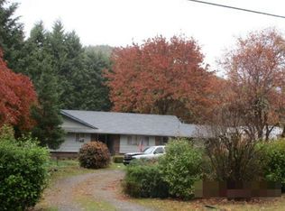 1285 Wards Creek Rd, Rogue River, OR 97537