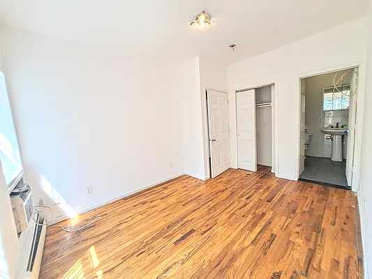 Rented by Friedman Mayer, LREB | media 16