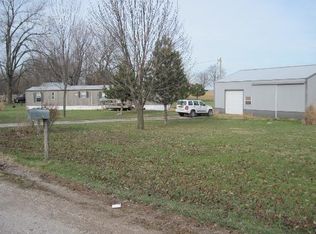 406 Snoddy St, Armstrong, MO 65230