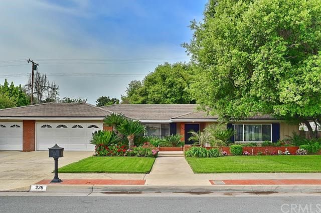 1st image of 239 N Heritage Oak Dr