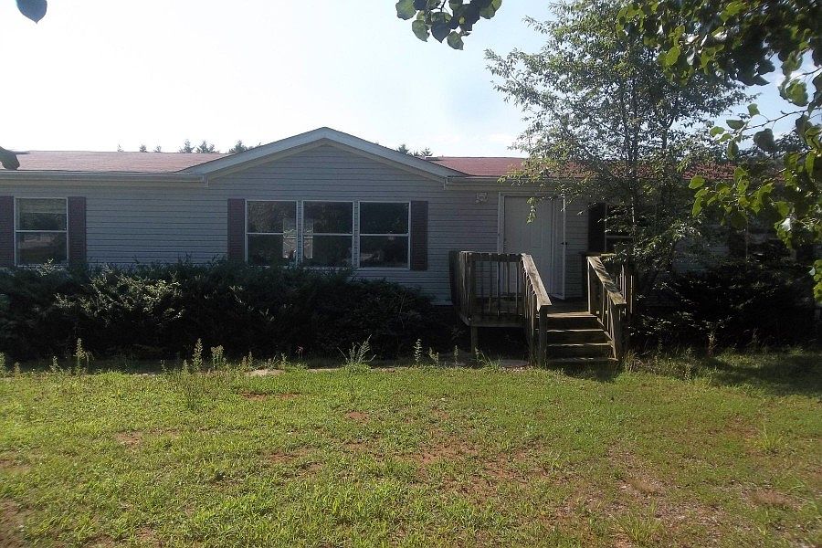 1st image of 102 Karens Ct