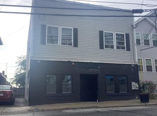 612 Charles St, Providence, RI 02904