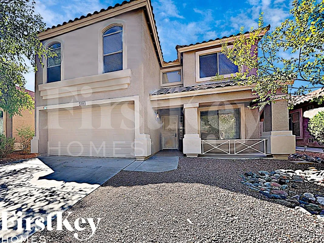 4 bed, 2.5 bath, 2232 sqft, $2,585 — Photo 1