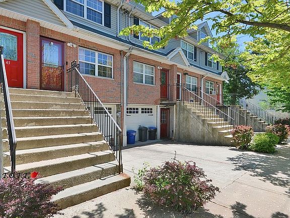 3rd image of 43 Giacomo Ln
