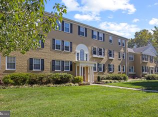 6601 E Wakefield Dr APT B2, Alexandria, VA 22307