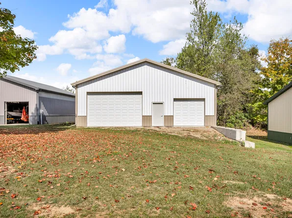 Young Dr, Hudson, MI 49247