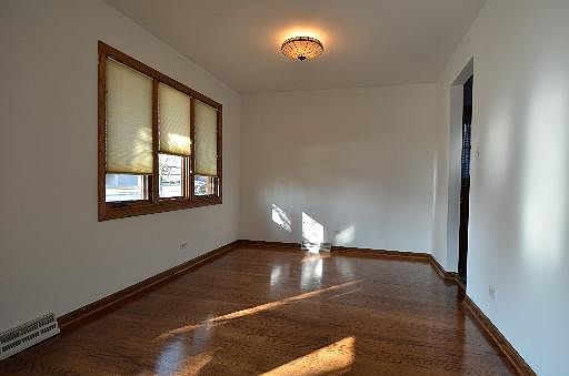 3rd image of 12525 S Menard Ave