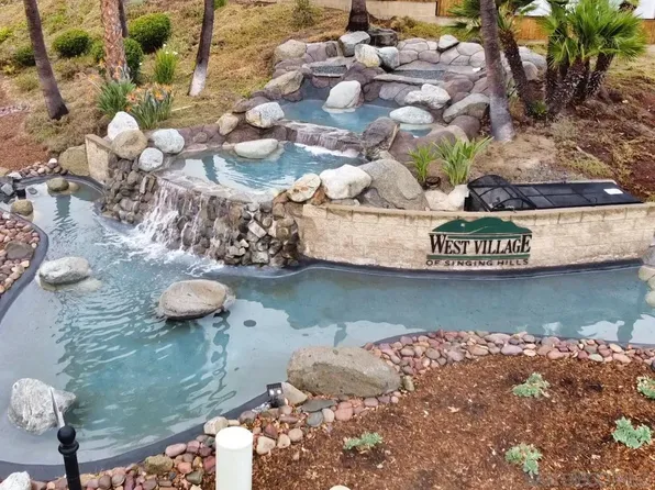 2863 Blackbush Ln, El Cajon, CA 92019