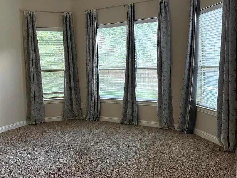 10206 S Goshawk Trl — Photo 13