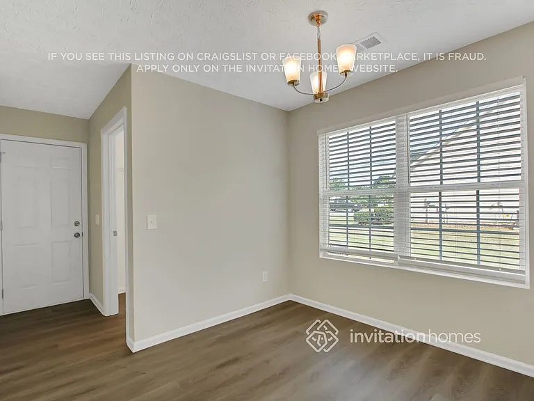 4035 Hollow Spring Trl — Photo 11