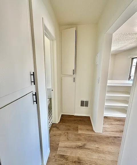 238 W Elm Ave #C — Photo 13