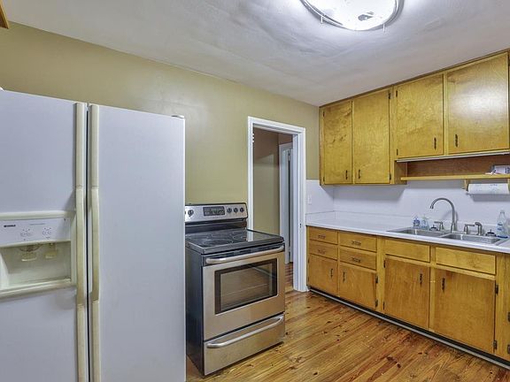 5th image of 314 Murat St