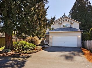 317 N 127th St, Seattle, WA 98133