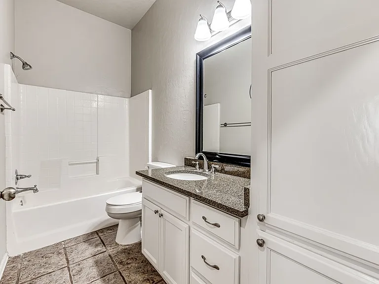 21862 Meadow Mist Ct — Photo 22