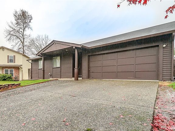 2nd image of 12110 SE 223rd Dr