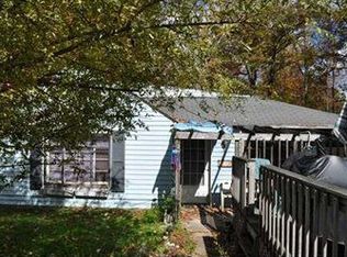 3769 Sample Rd, Hermitage, PA 16148