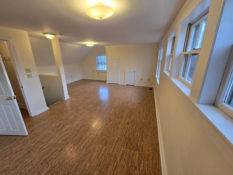 5 Hillside Ave — Photo 19