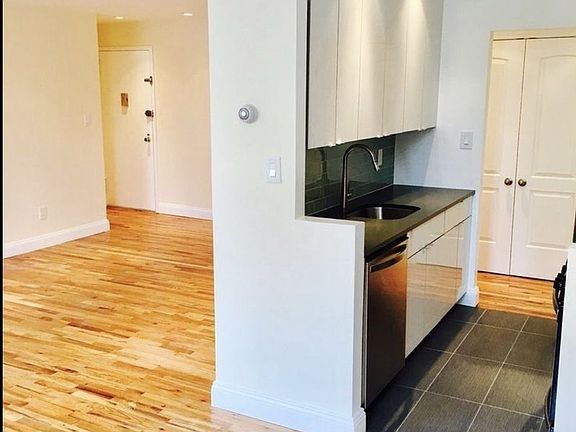 3rd image of 21303 41st Ave APT 3A