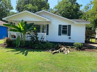 323 S Plymouth Rd NW, Huntsville, AL 35811