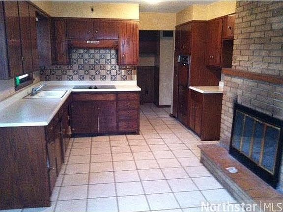 5th image of 32526 County Road 1