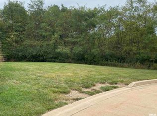 6128 N Lauren Ln, Peoria, IL 61614