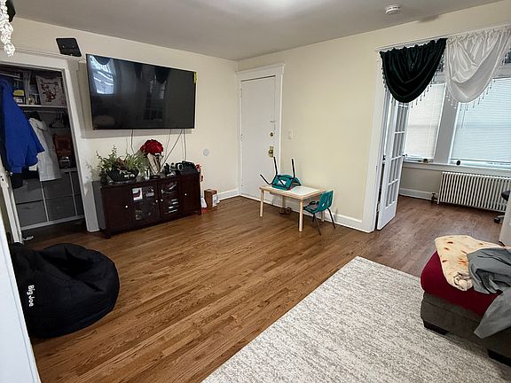 5th image of 275 Greylock Pkwy APT 1
