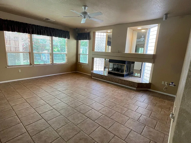 8646 Prairie Smoke Ct — Photo 5