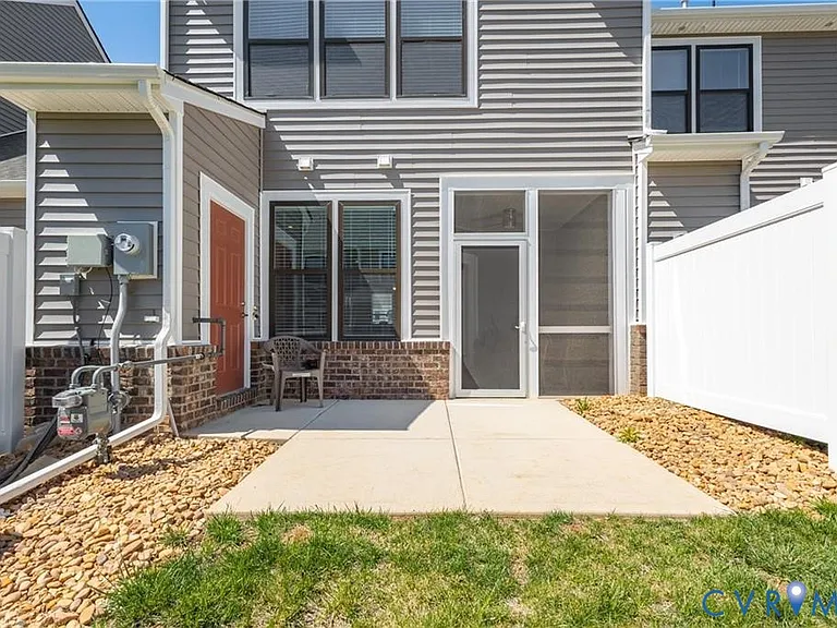 12221 Dutch Elm Cir — Photo 28