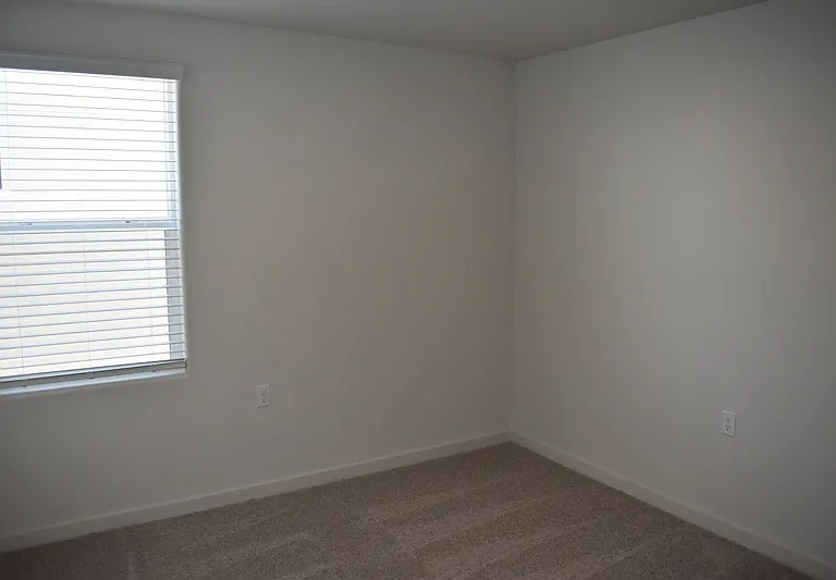 4624 Athena Dr — Photo 29